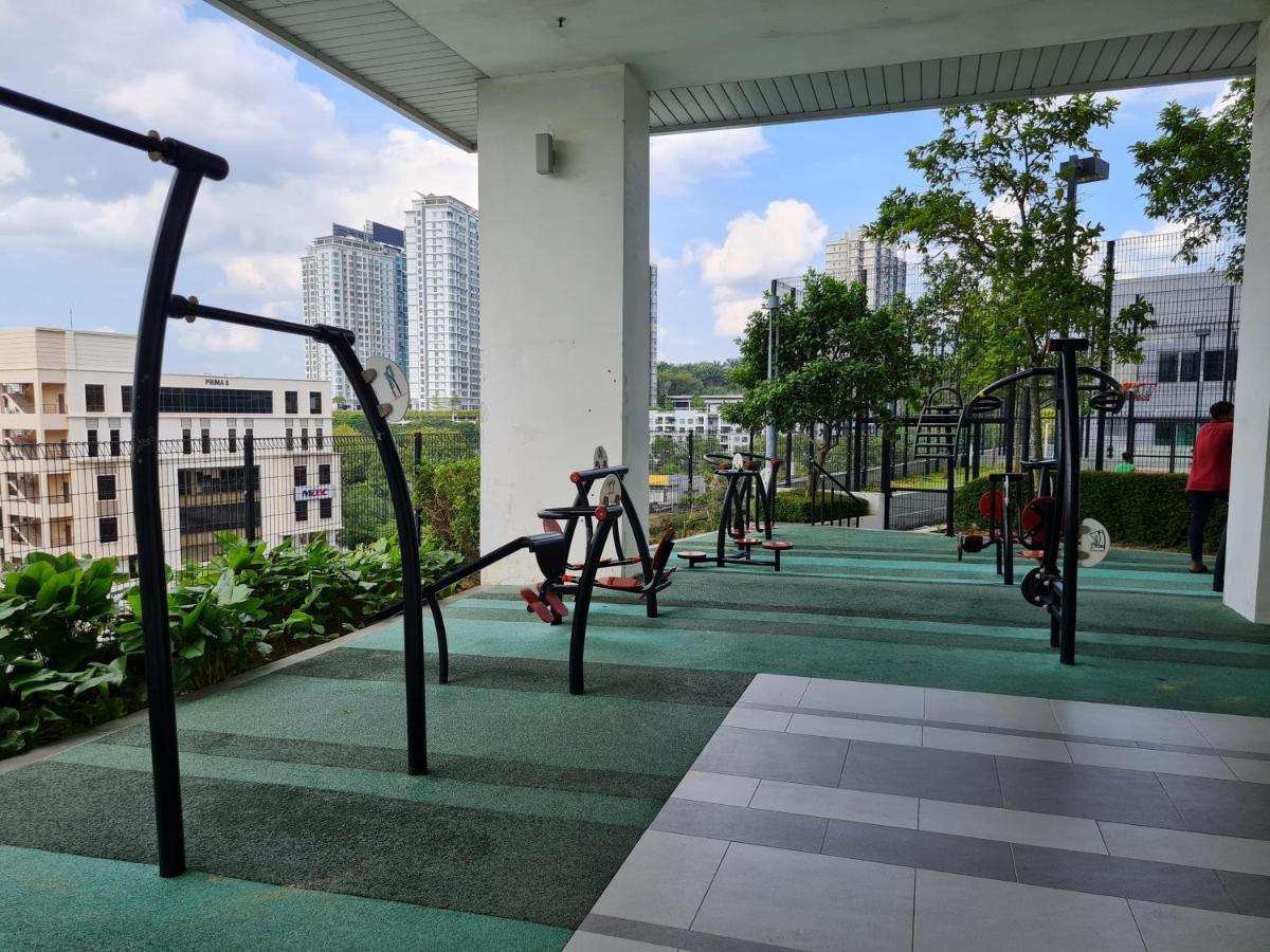 Sweet Homes At Cybersquare Cyberjaya Exterior photo